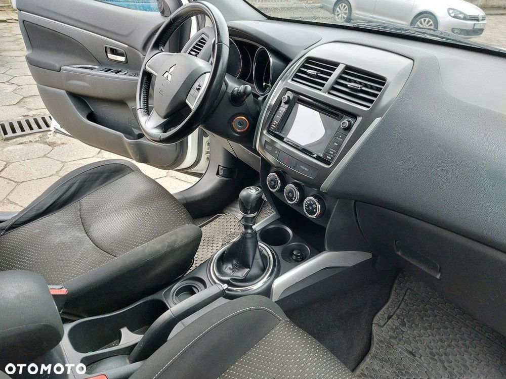 Mitsubishi ASX - 14