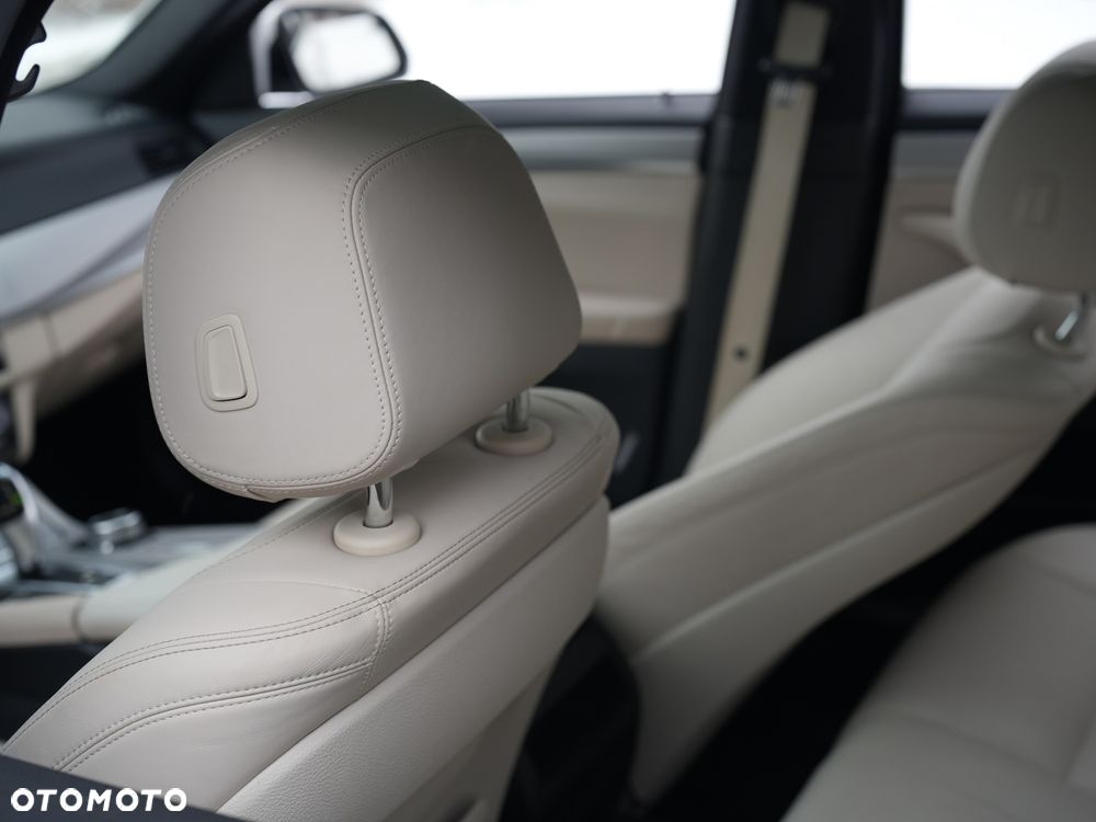BMW Seria 5 535i - 31
