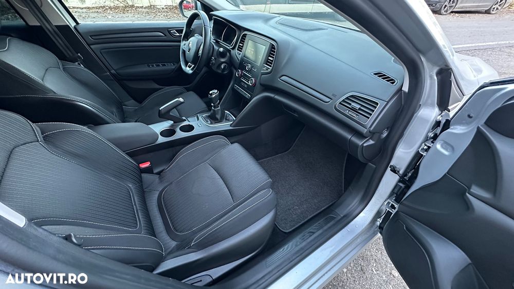 Renault Megane BLUE dCi 115 BUSINESS EDITION - 12