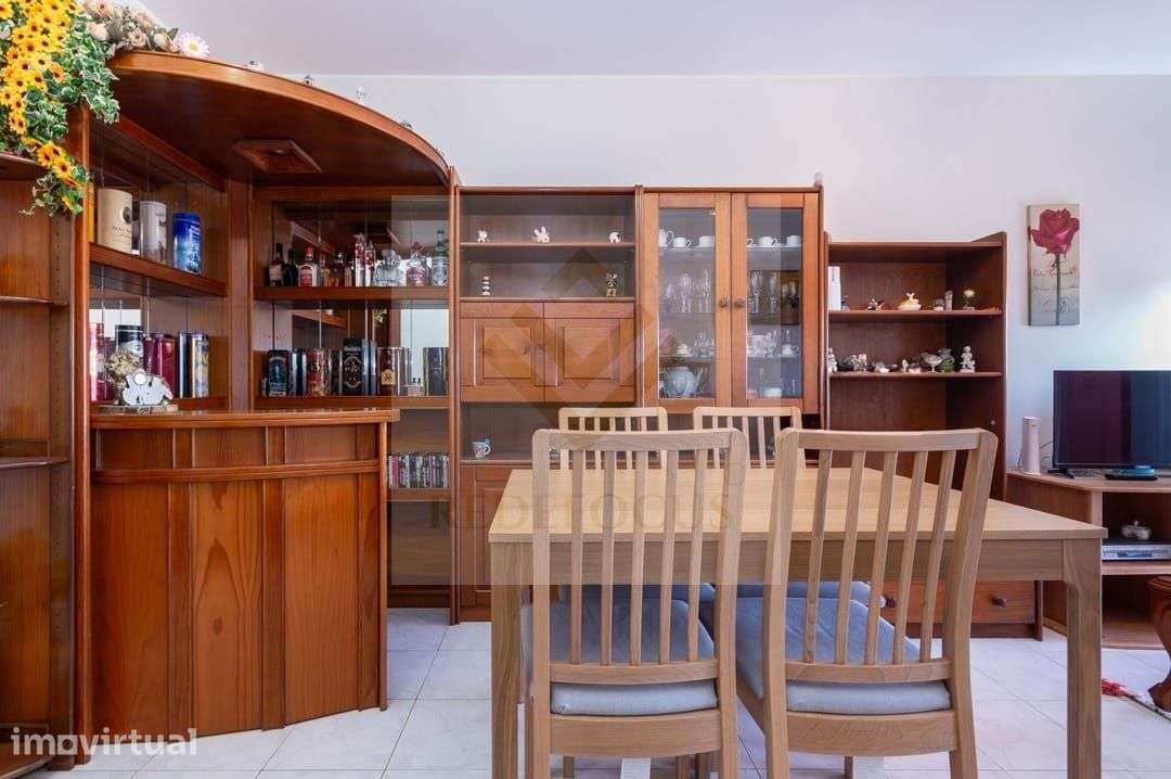 Apartamento T2 com varandas em Santa Maria de Lamas - Grande imagem: 5/27