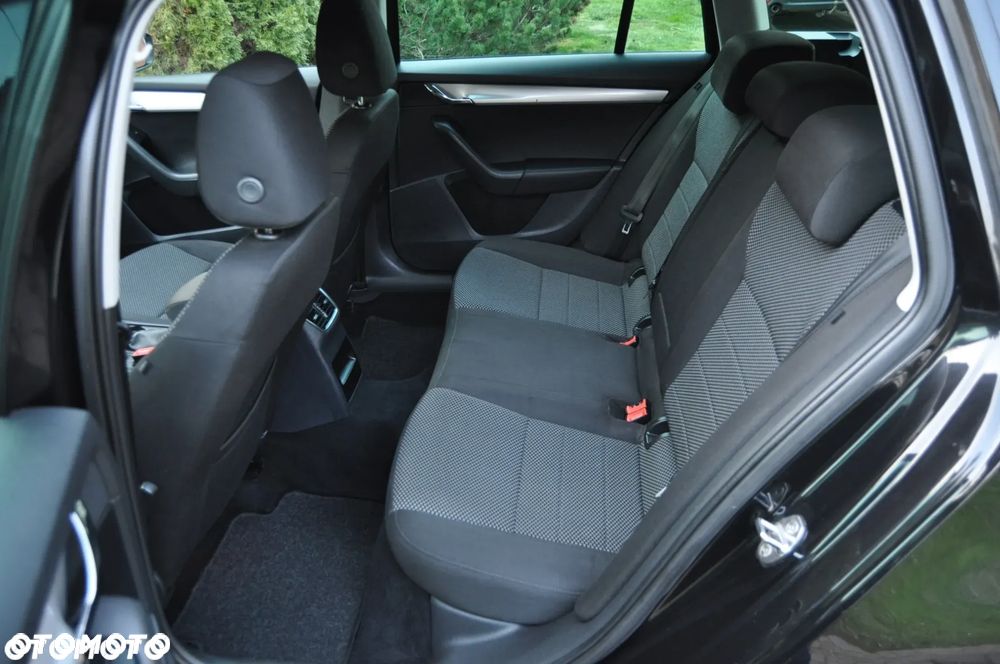 Skoda Octavia 1.6 TDI (Green tec) Ambition - 8