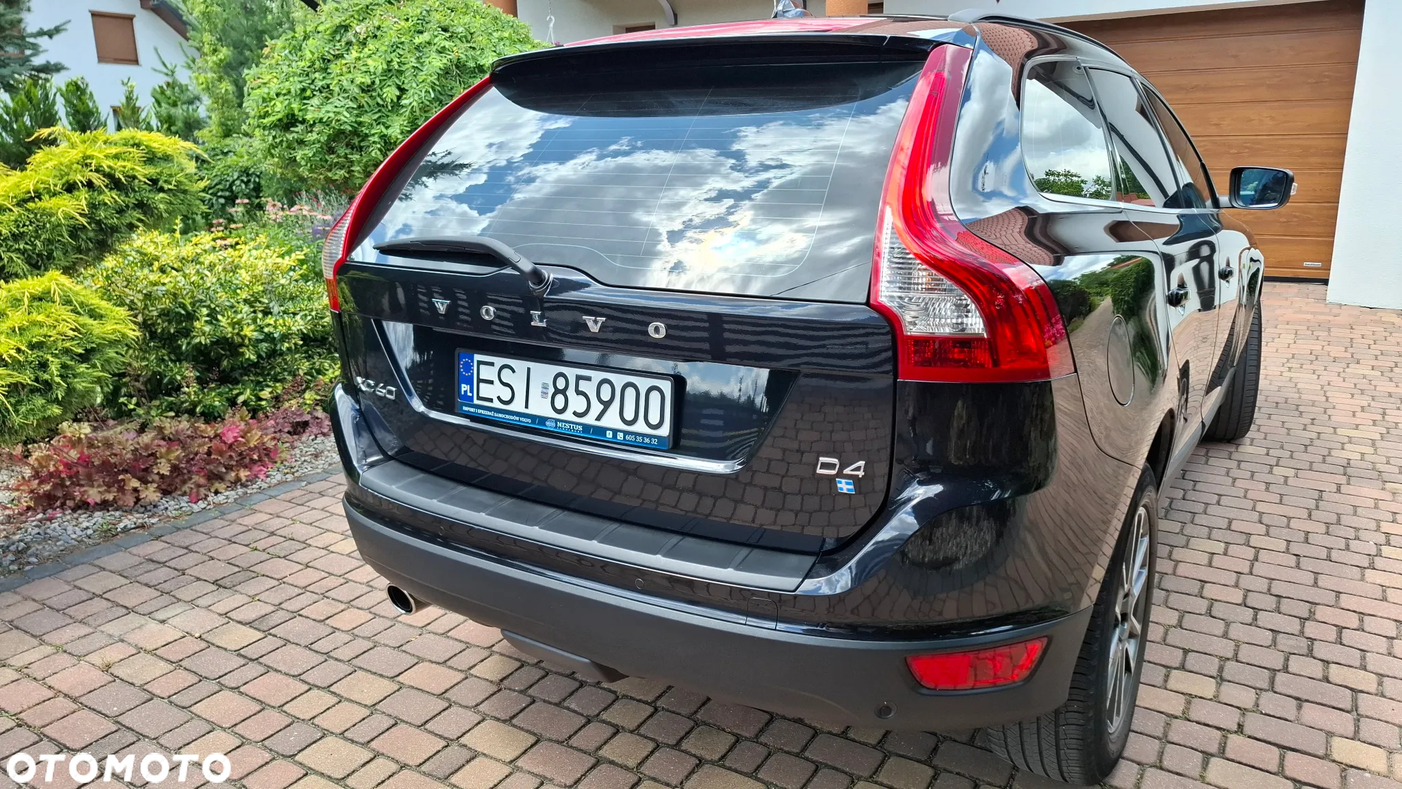 Volvo XC 60 D4 Geartronic Momentum - 4