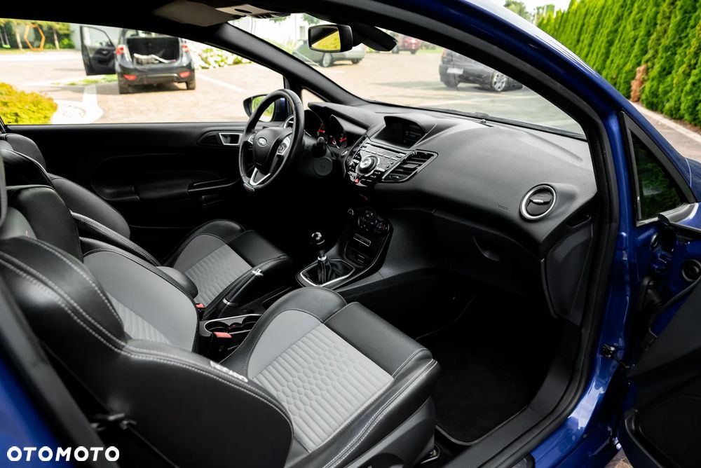 Ford Fiesta 1.6 EcoBoost mit Leder-Sport-Paket ST - 21