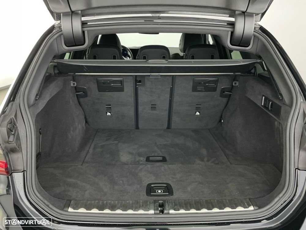 BMW 320 d Touring Pack M Auto - 13