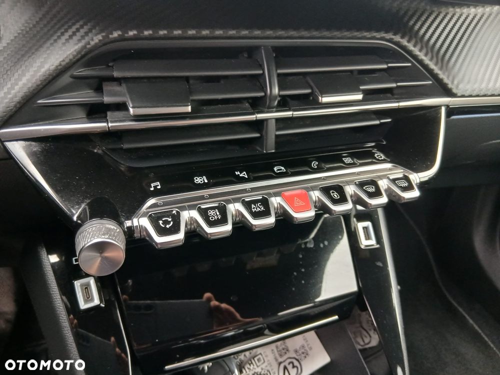 Peugeot 2008 1.2 PureTech GT S&S EAT8 - 35