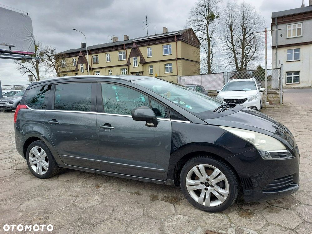 Peugeot 5008 - 4