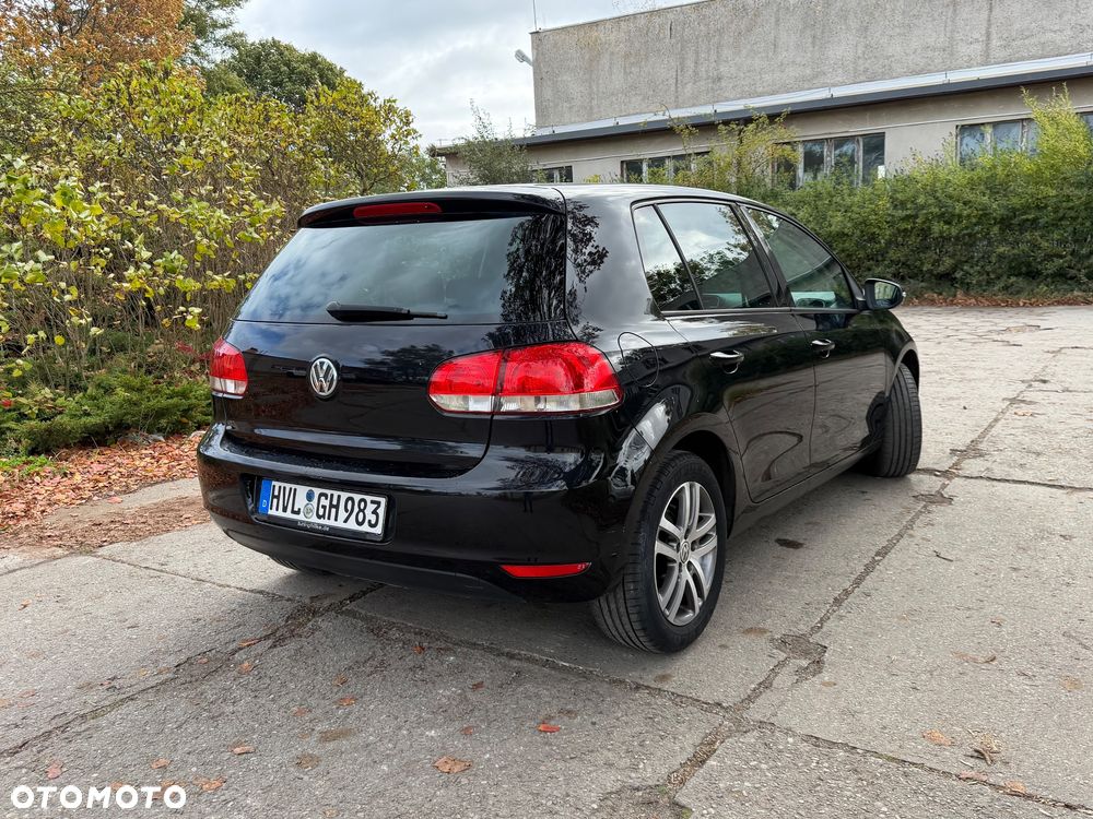 Volkswagen Golf 1.6 Edition - 32