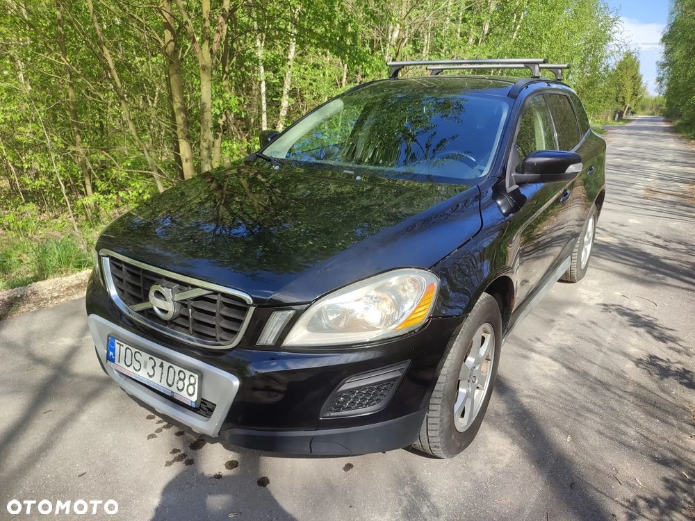 Volvo XC 60 2.4D AWD R-Design - 18