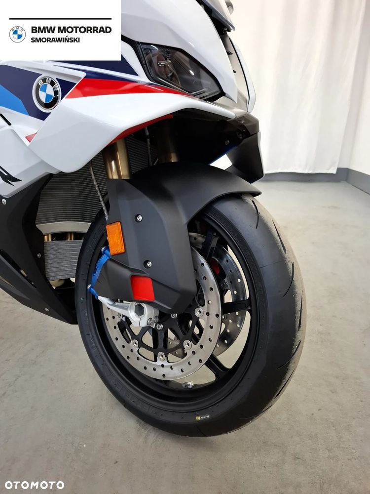 BMW S - 13
