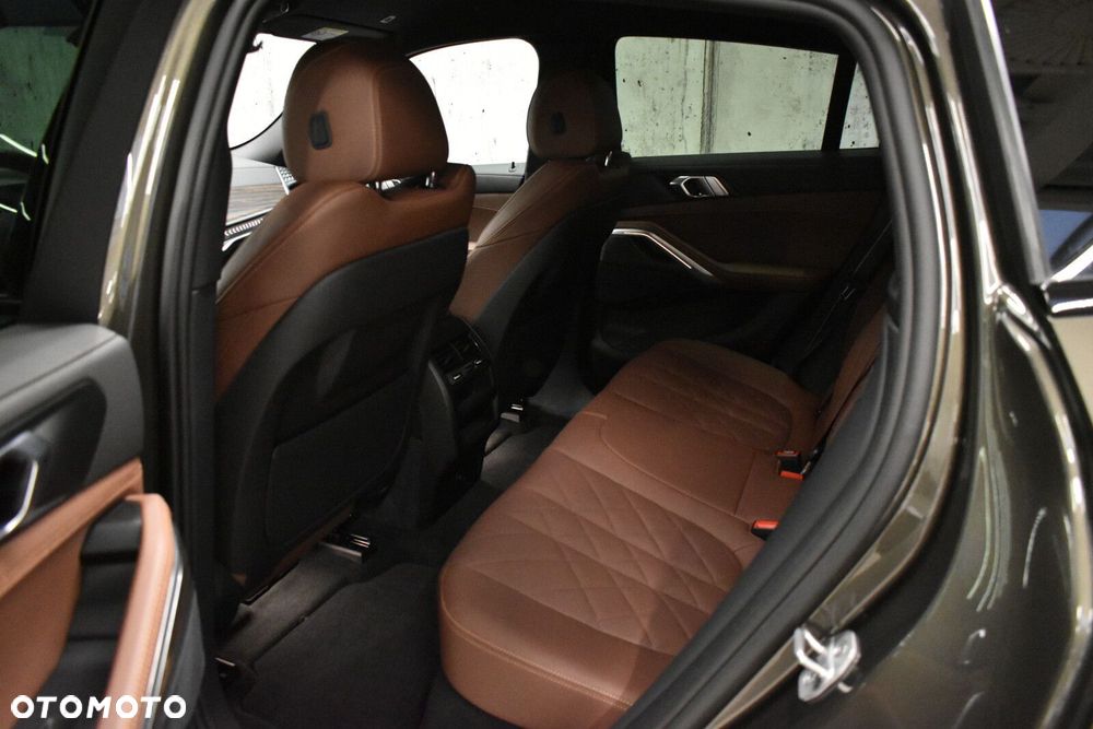 BMW X6 - 22