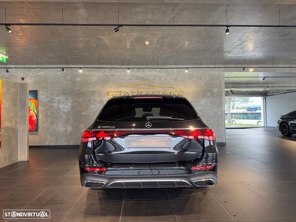 Mercedes-Benz E 300 de - 11