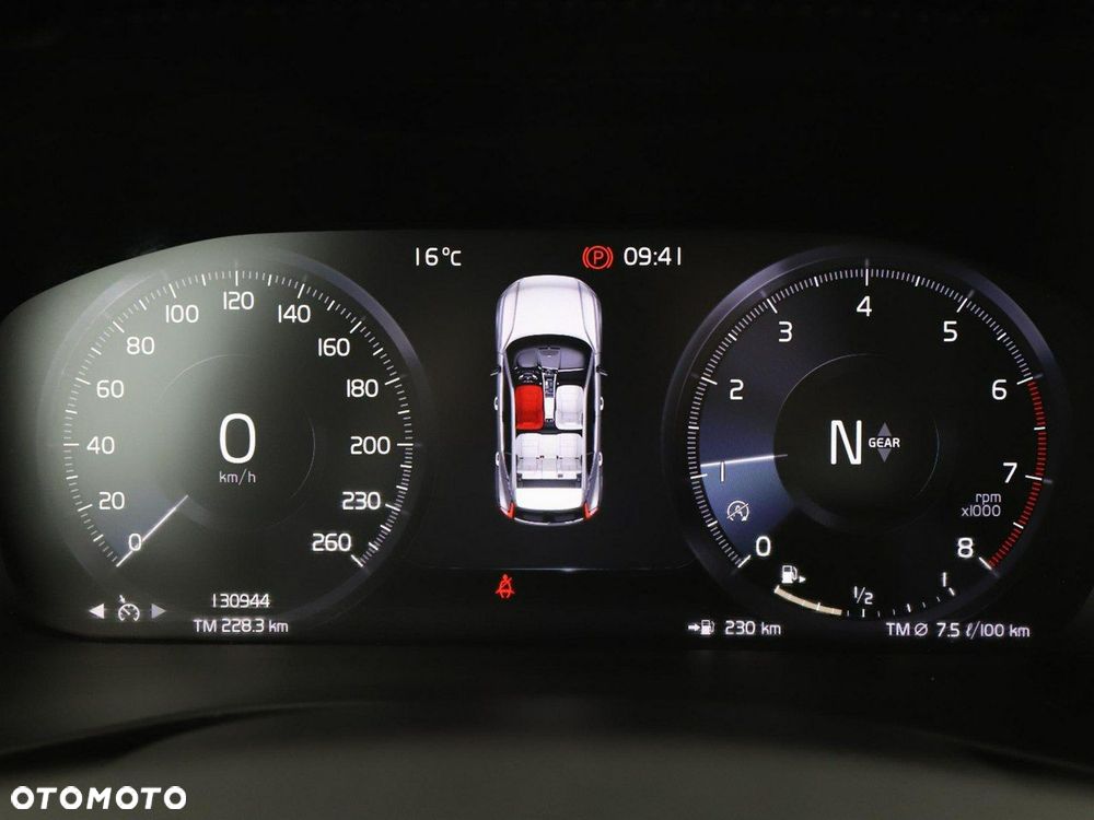 Volvo XC 40 T3 - 23