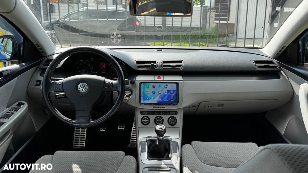Volkswagen Passat - 5