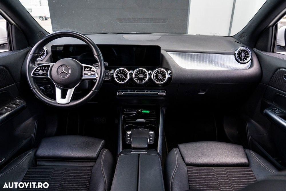 Mercedes-Benz GLA - 6