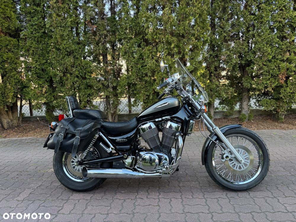 Suzuki Intruder - 2