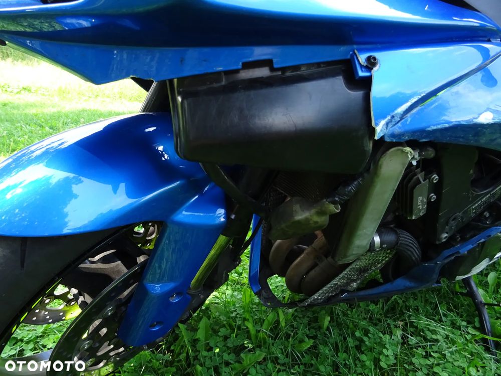 Suzuki GSX-R - 34