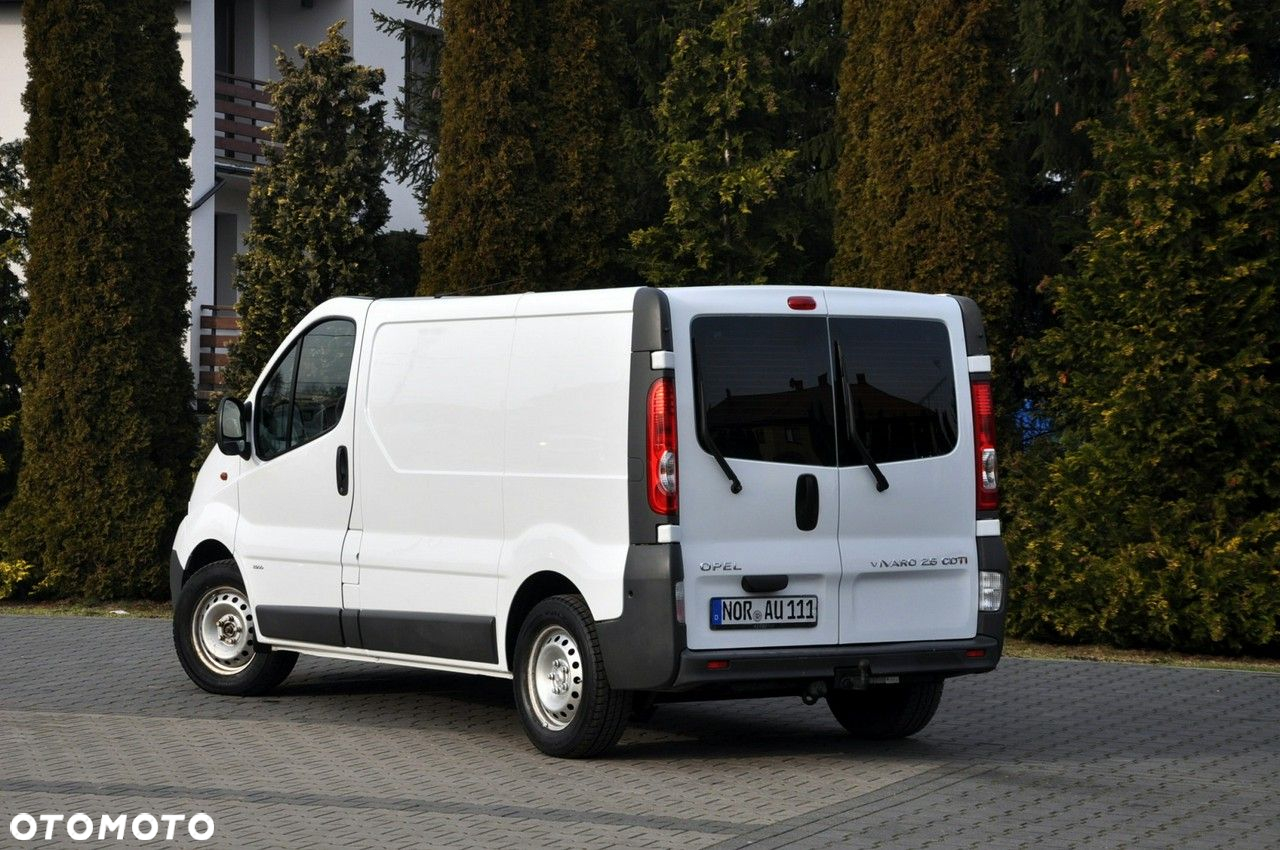 Opel Vivaro - 14