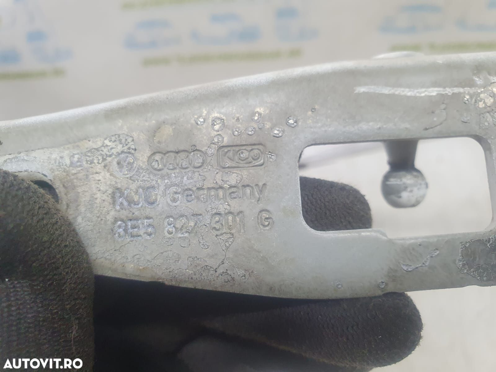 Balama capota spate 8e5827301g Seat Exeo 1 [2009 - 2012] 2.0 tdi CAGC - 3