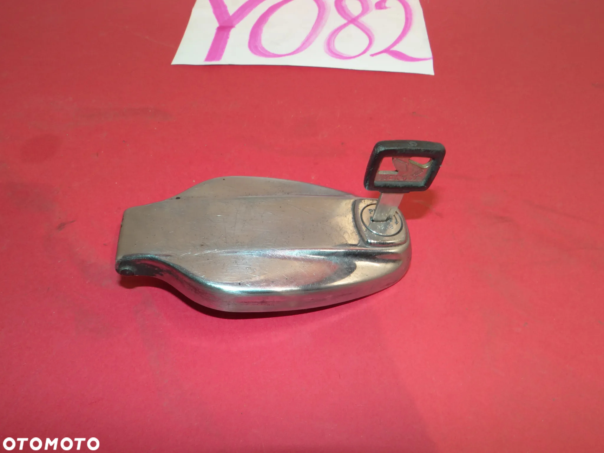 YAMAHA XS 400 360 MODEL 2A2 WLEW KOREK PALIWA BAKU Z KLUCZYKIEM Y082 - 2