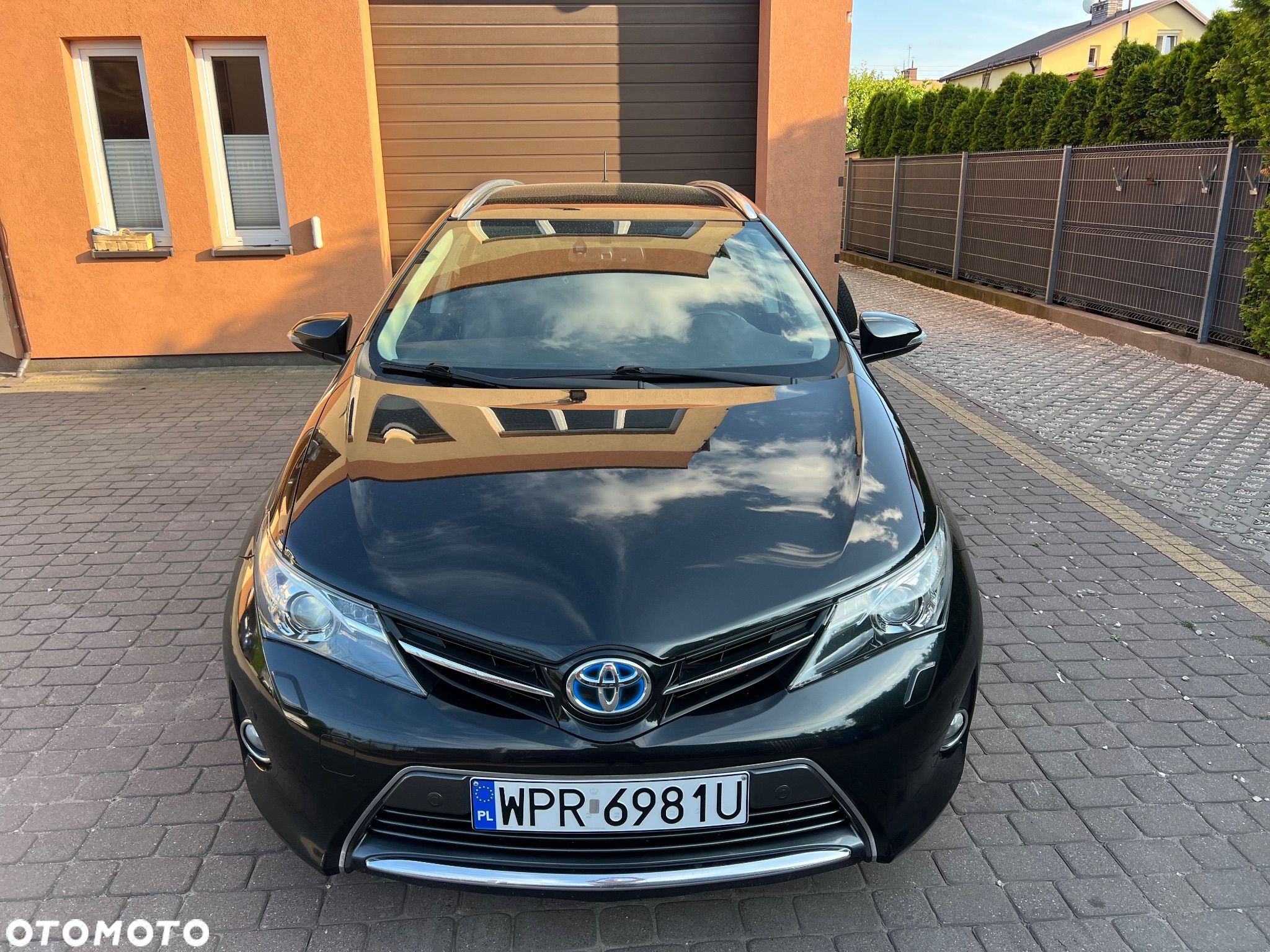 Toyota Auris 1.8 HSD Prestige - 1