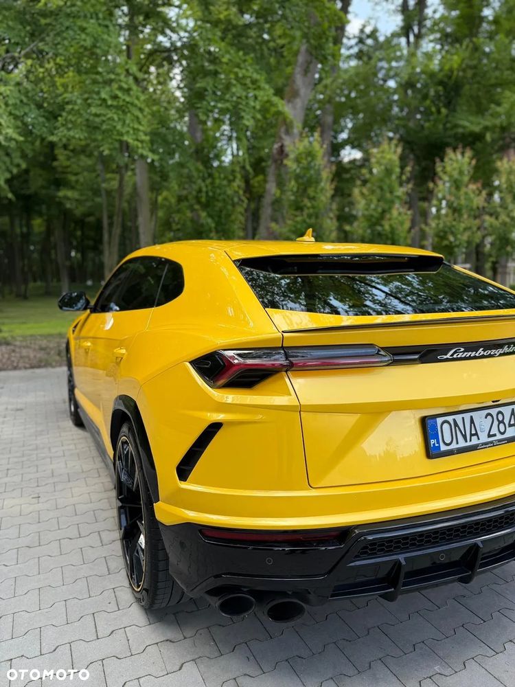 Lamborghini Urus - 13