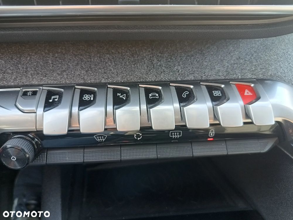 Peugeot 3008 BlueHDi 120 Stop & Start Allure - 28