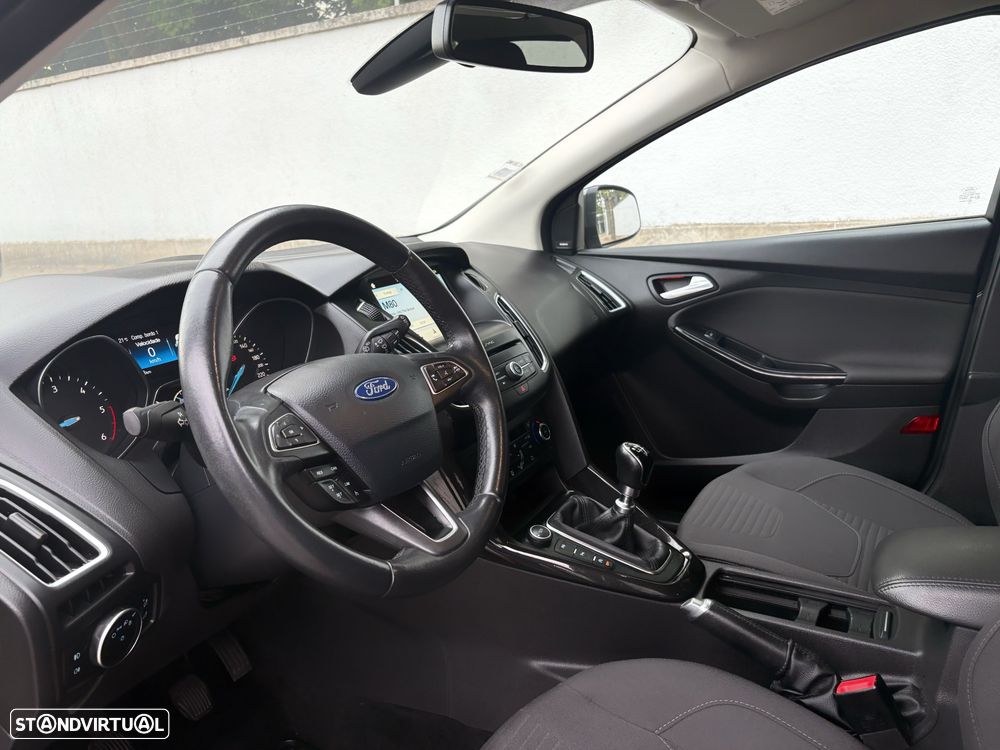 Ford Focus SW 1.5 TDCi Titanium - 28