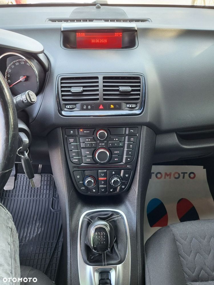 Opel Meriva - 32
