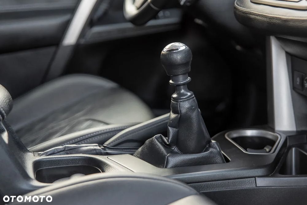 Toyota RAV4 2.0 D-4D 4x2 Start-Stop Executive - 15