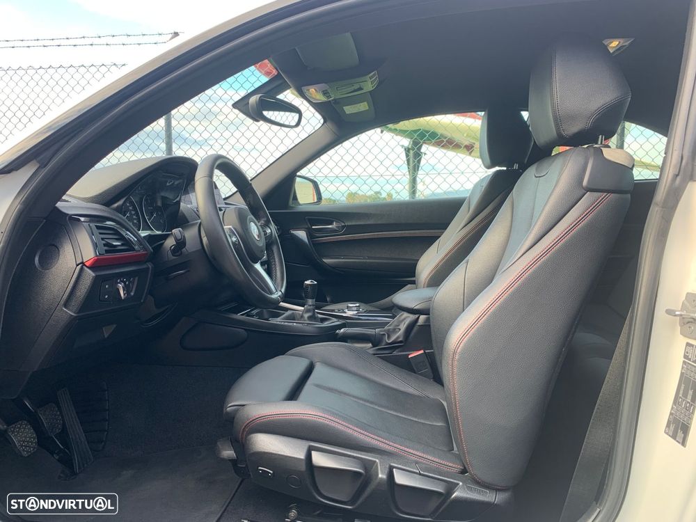 BMW 220 d Coupe Pack M - 10