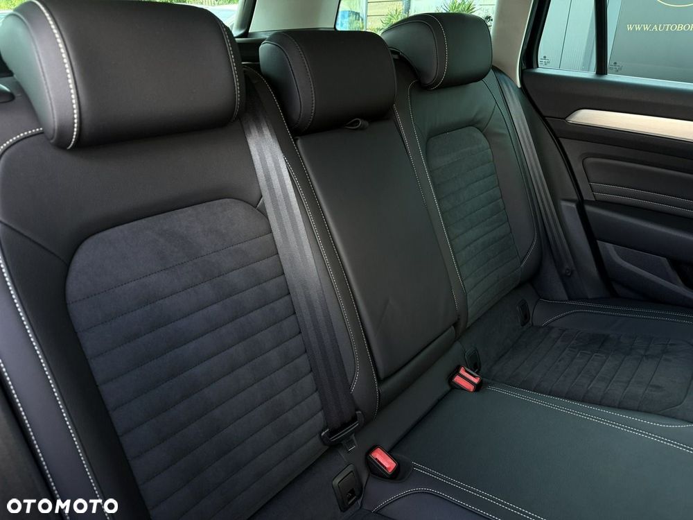 Volkswagen Passat 2.0 TSI Elegance DSG - 34
