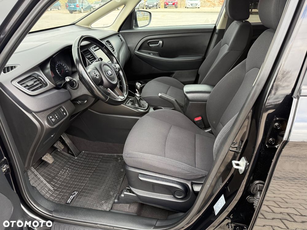 Kia Carens 1.6 GDI Dream-Team Edition - 19