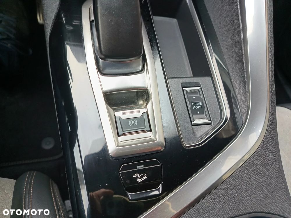 Peugeot 3008 PureTech 180 Stop & Start GPF EAT8 GT - 34