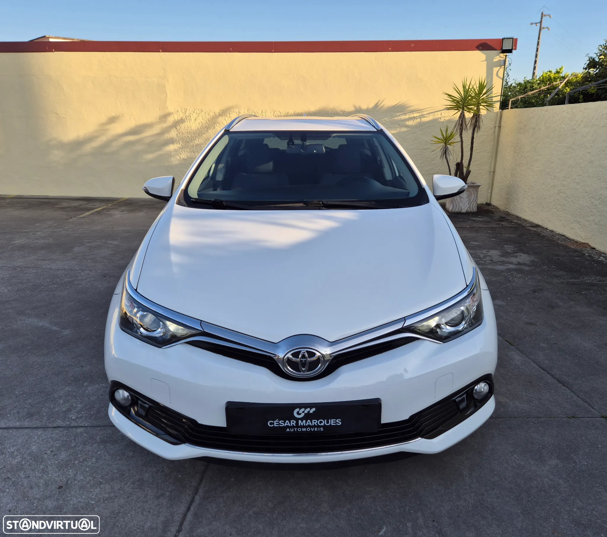 Toyota Auris Touring Sports 1.6 D-4D Comfort P.Techno+P.Sport - 11