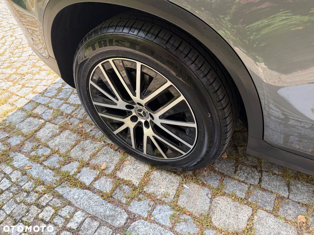 Mercedes-Benz GLC 200 d 4Matic 9G-TRONIC Exclusive - 27