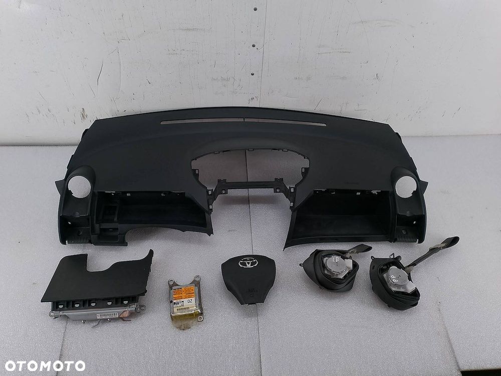 DESKA ROZDZIELCZA,KONSOLA PODUSZKI SENSOR PASY TOYOTA YARIS II 55302-52010 - 1