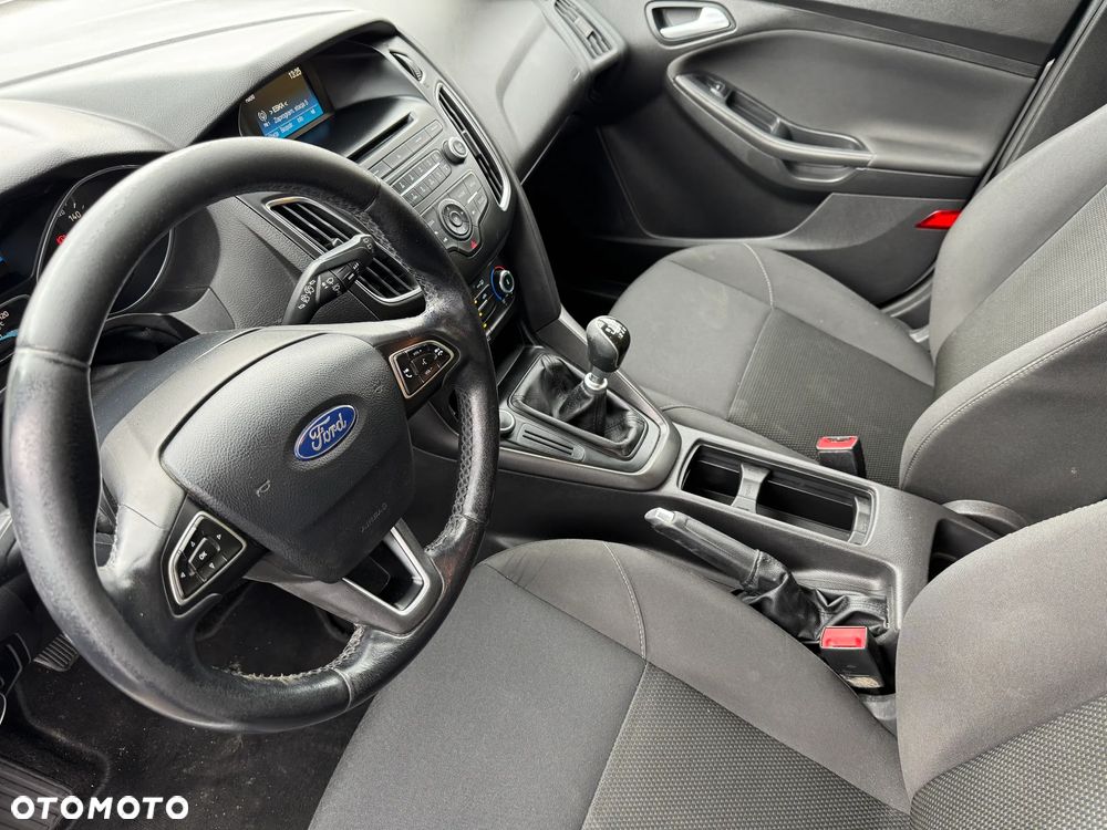 Ford Focus 1.5 TDCi Trend - 6