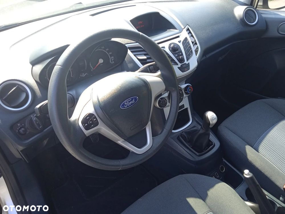 Ford Fiesta 1.25 Champions Edition - 7