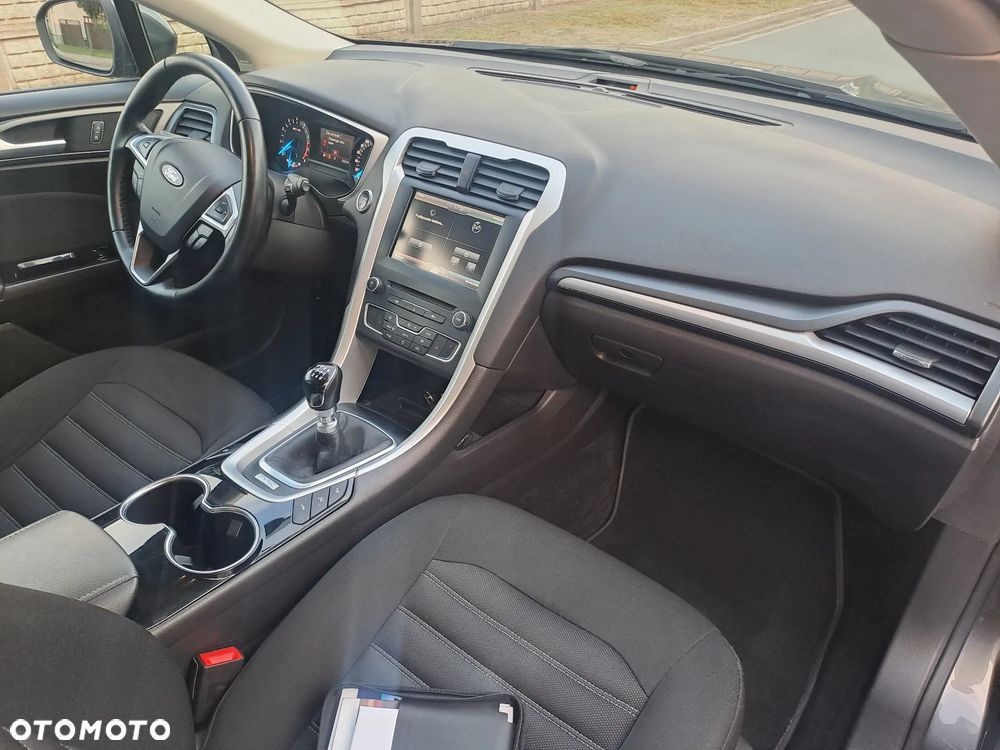 Ford Mondeo - 13