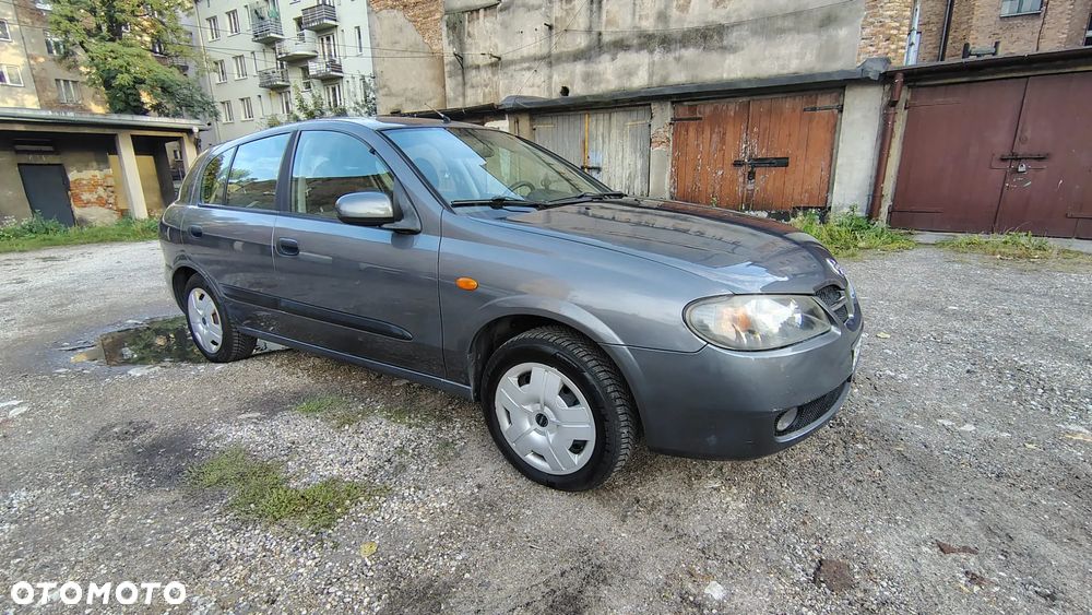 Nissan Almera 1.5 Visia + - 1