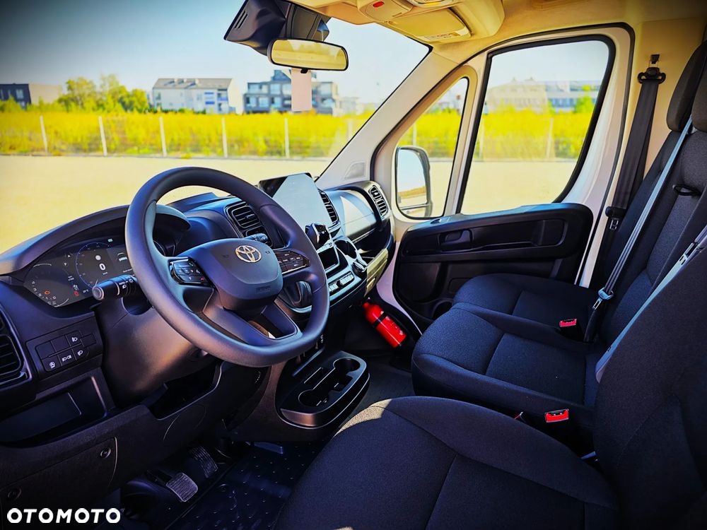 Toyota Proace Max - 33
