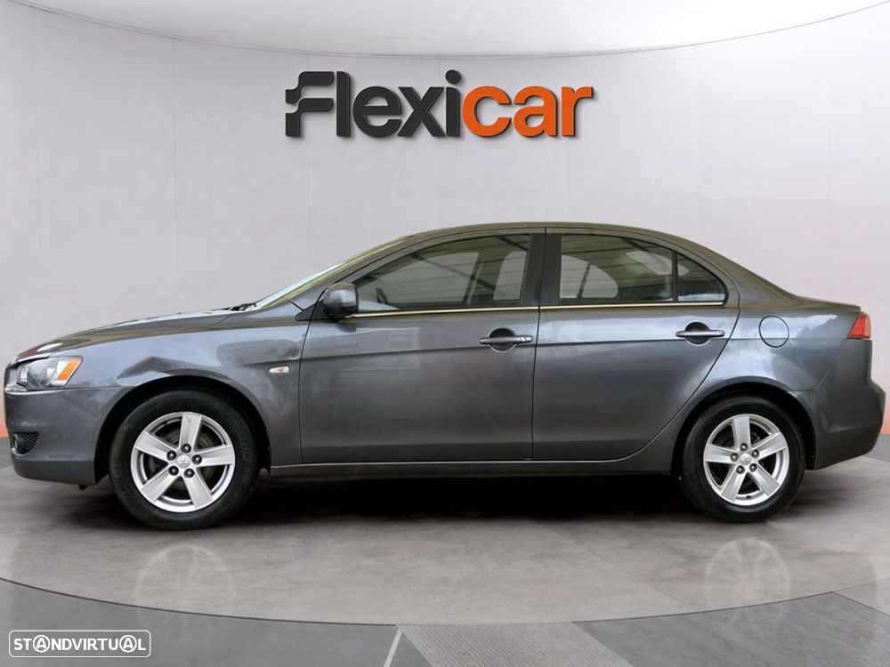 Mitsubishi Lancer 1.5 Invite - 5