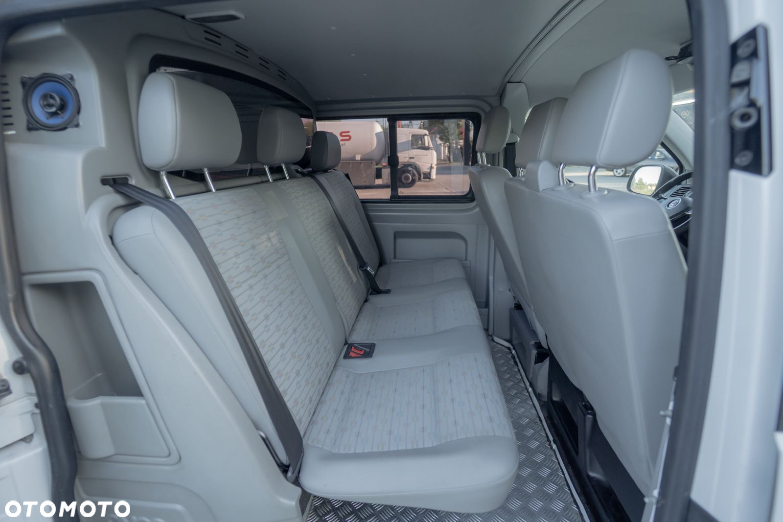 Volkswagen T5 - 15