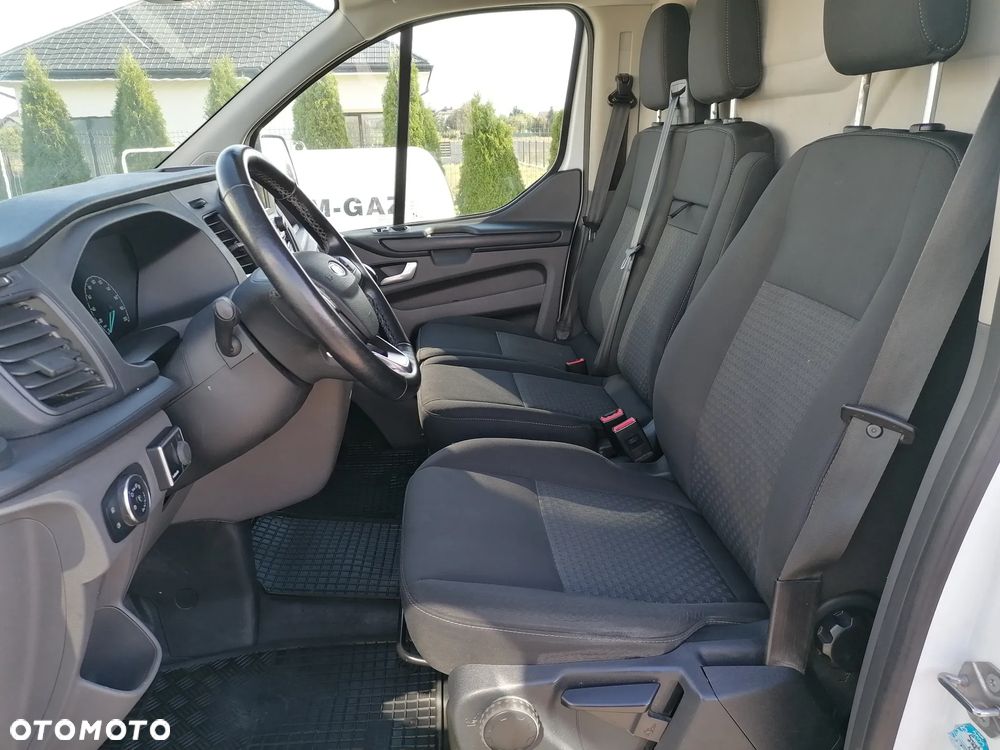 Ford Transit Custom - 22