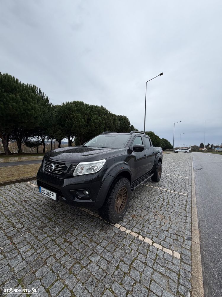 Nissan Navara 2.3 dCi CD 4WD Tekna Auto - 2