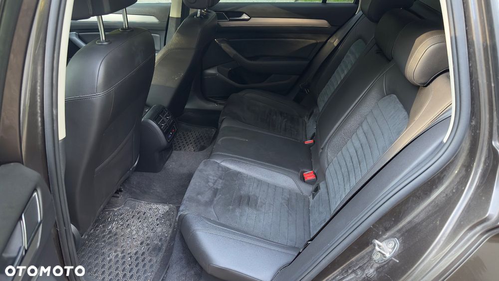 Volkswagen Passat 2.0 TDI BMT Highline DSG - 10