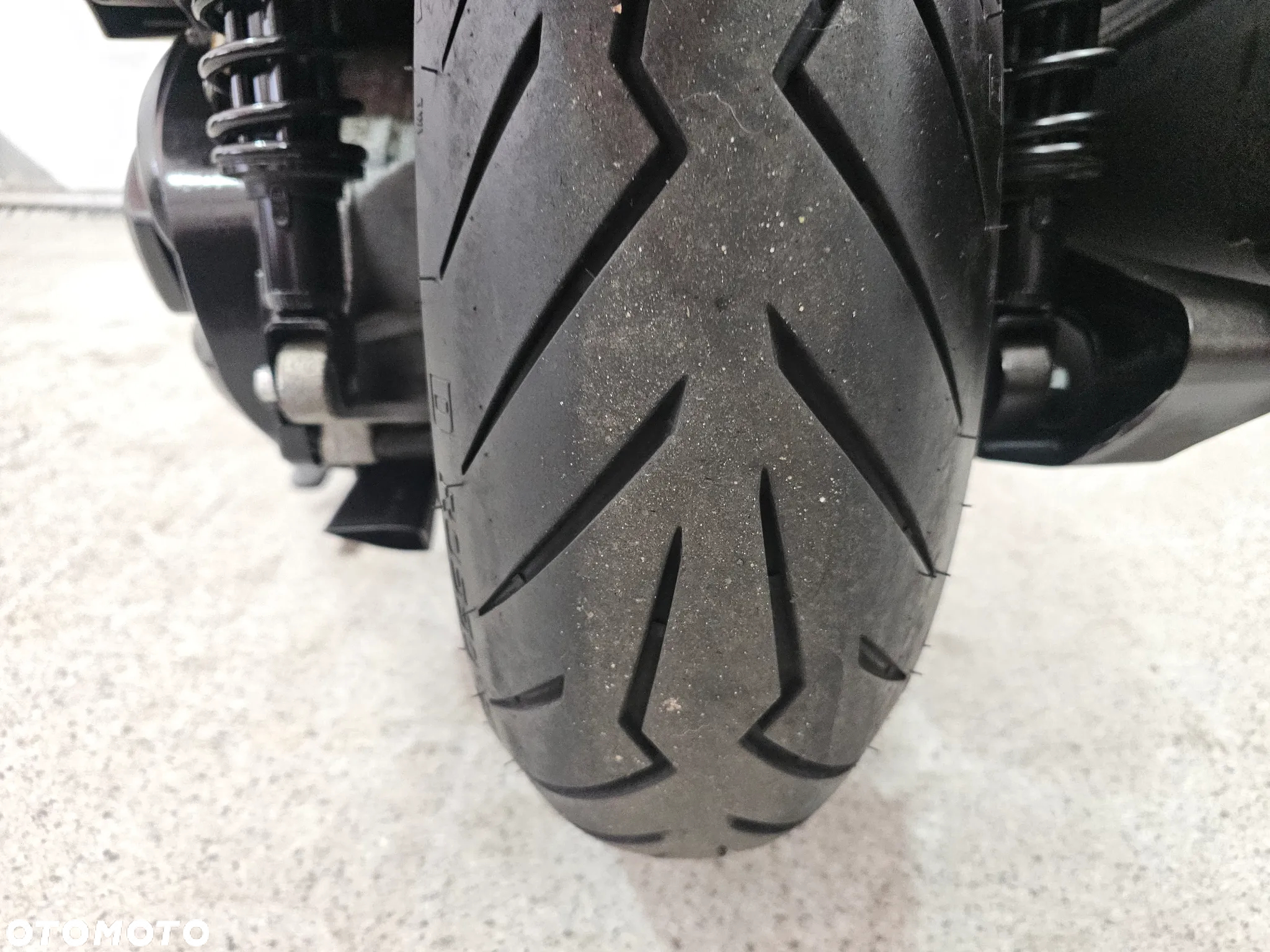 Yamaha X-max - 26