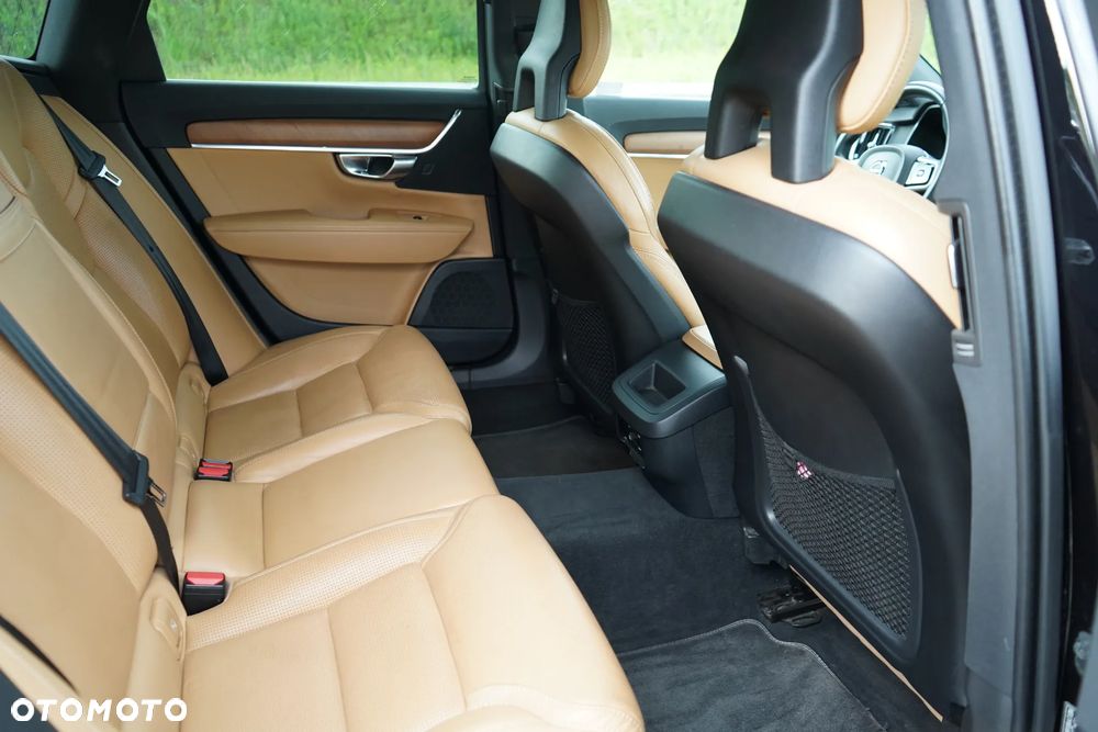 Volvo V90 D4 Inscription - 11