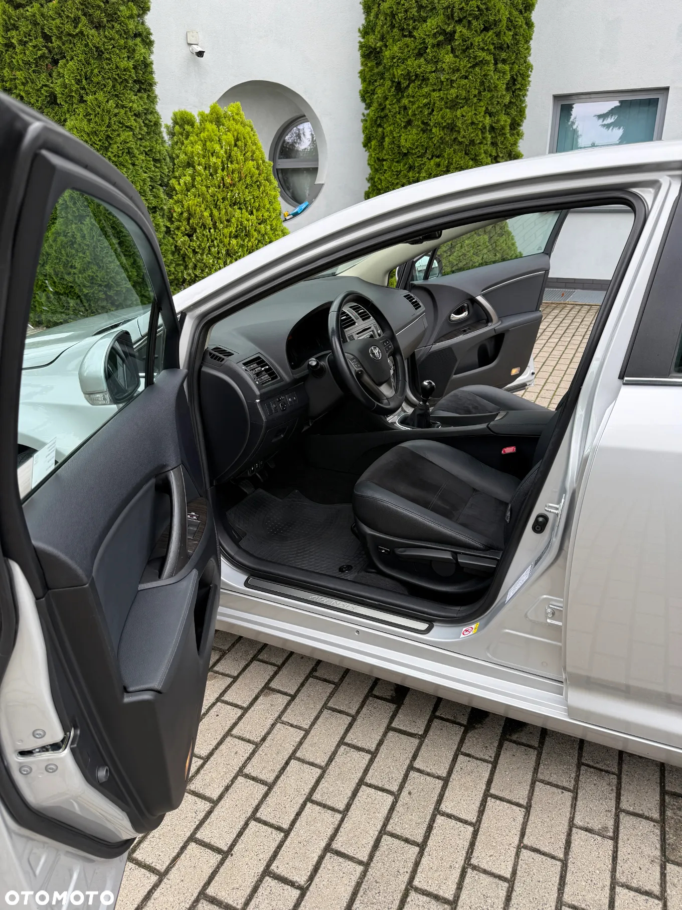 Toyota Avensis 2.0 Prestige - 24
