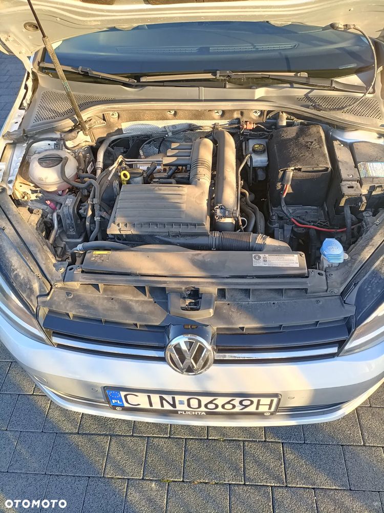 Volkswagen Golf 1.2 TSI BlueMotion Technology Comfortline - 11